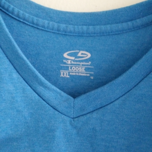 Blue T-shirt, Champion, Extra Large - Picture 4 of 5